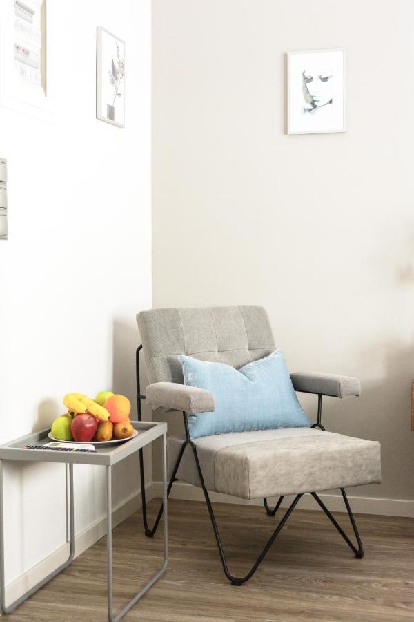 Appartement A13 Pristine & Sunny 30M2 Flat Near Syntagma Sq à Athènes Extérieur photo